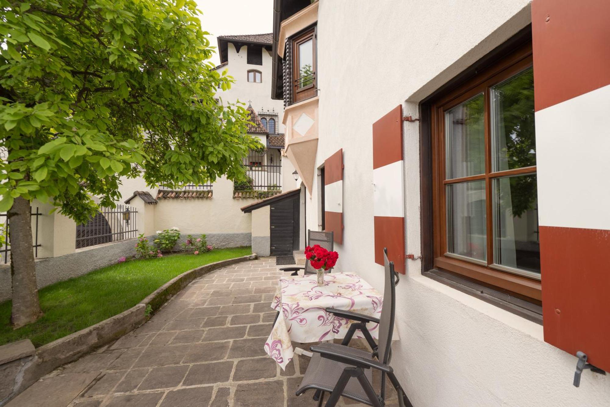 Apartments Schloss Paschbach アッピアーノ・スッラ・ストラーダ・デル・ヴィーノ エクステリア 写真